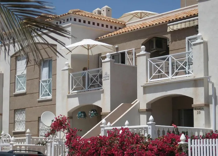 Casa De Sonrisa بيت للعطل تورّيفيِخا
